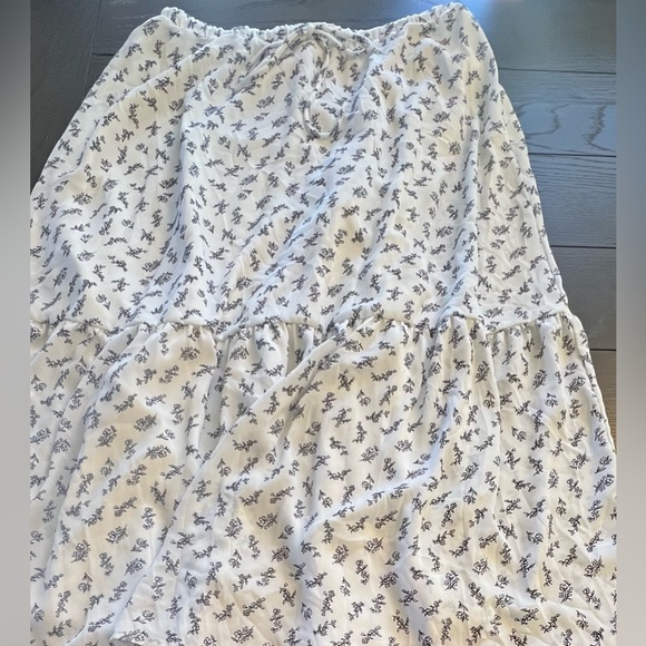 Scoop Women’s Lightweight Tier Maxi Skirt With Tie Waistband Size Medium NWOT! - Picture 6 of 11